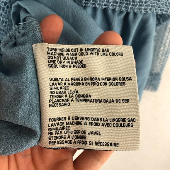 Simply Noelle NWT Women's Size Small/Medium Blue Mesh Overlay Layered Tunic Top - Picture 7 of 10